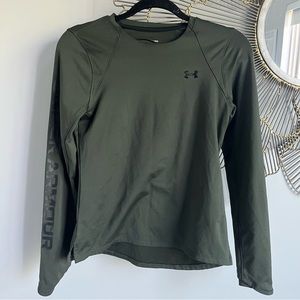 Under Armour fitted long sleeve workout top